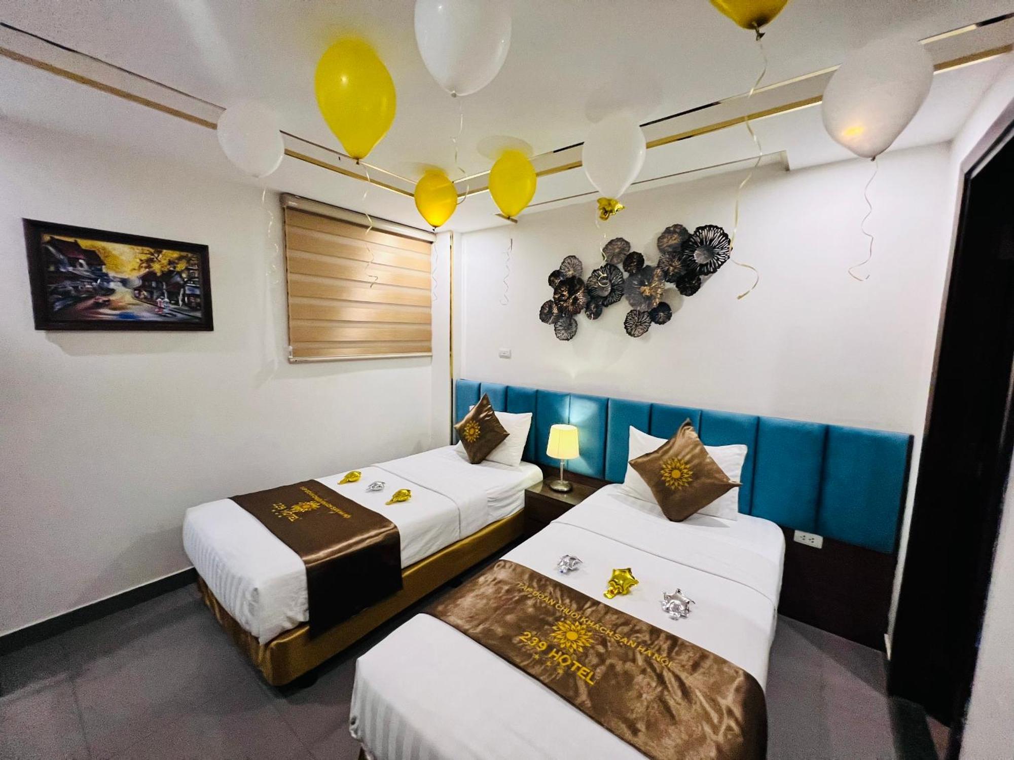 Khach San 239 Hotel Hanoi Exterior photo